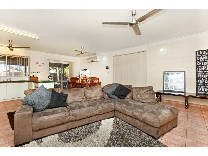 31 Zenith Cct, Woodroffe NT 0830