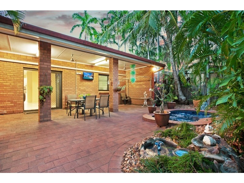 2/18 Carnoustie Circuit, Marrara NT 0812