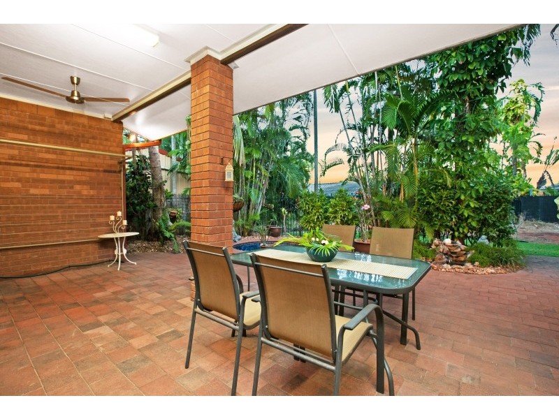 2/18 Carnoustie Circuit, Marrara NT 0812