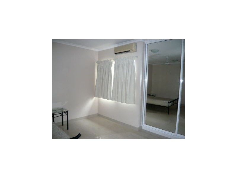 25/28 Woods Street, Darwin NT 0800