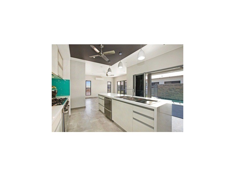 9 Ivinson Street, Muirhead NT 0810