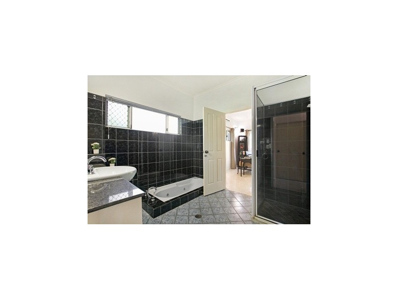 4 Shield Court, Leanyer NT 0812