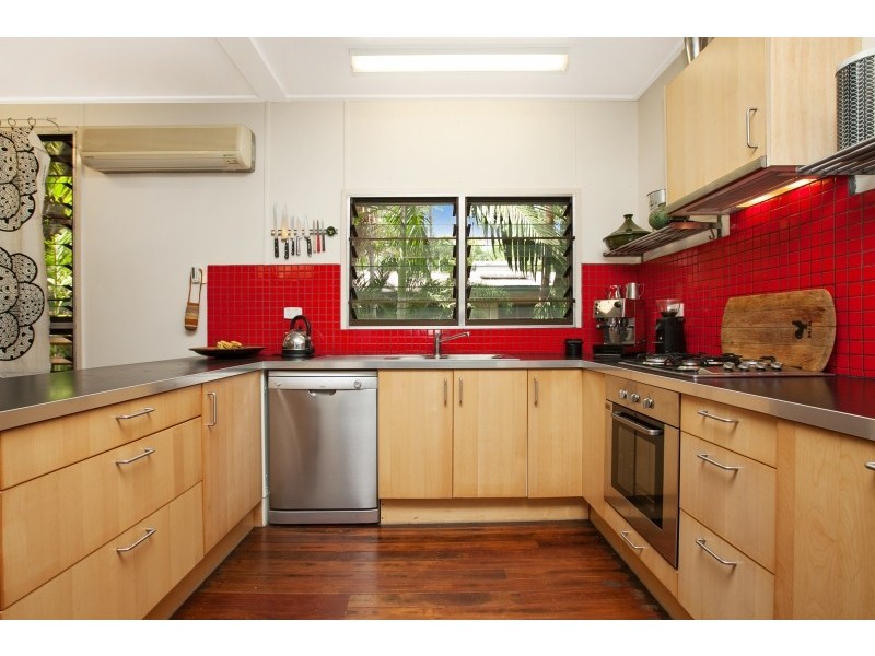 5 Daniels Street, Ludmilla NT 0820