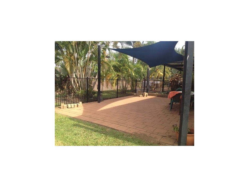 8/22 Carnoustie Circuit, Marrara NT 0812