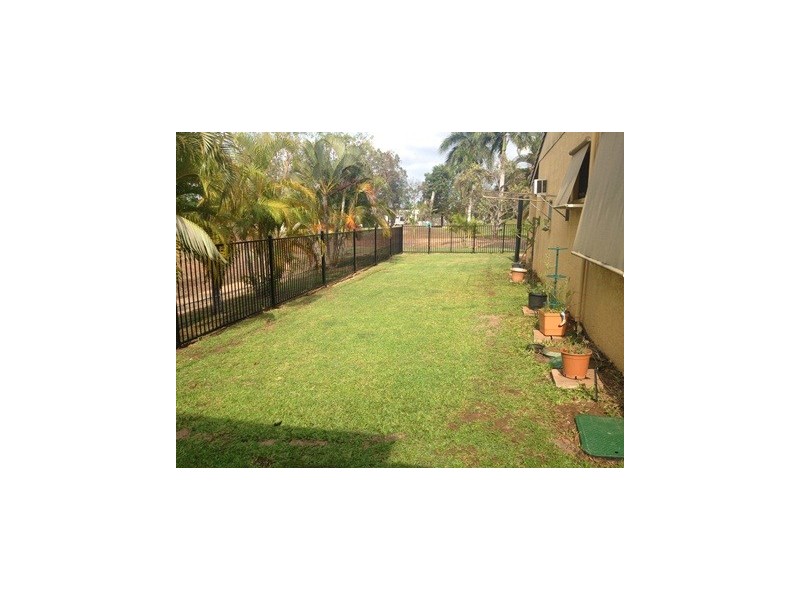 8/22 Carnoustie Circuit, Marrara NT 0812