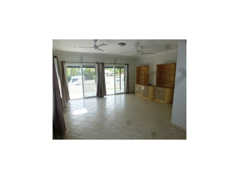 2/1 Grasslands Crescent, Leanyer NT 0812