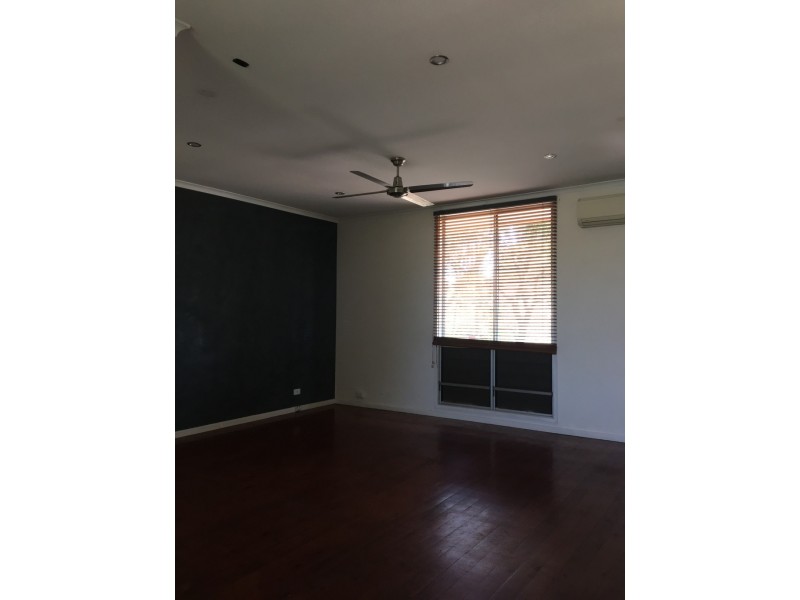 21 Kapool Crescent, Malak NT 0812