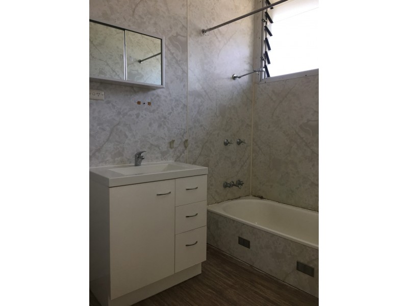 21 Kapool Crescent, Malak NT 0812