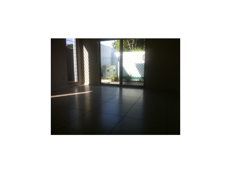 13/125 Dickward Drive, Coconut Grove NT 0810