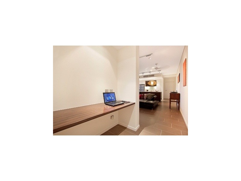 320/19 Kitchener Drive, Darwin NT 0800