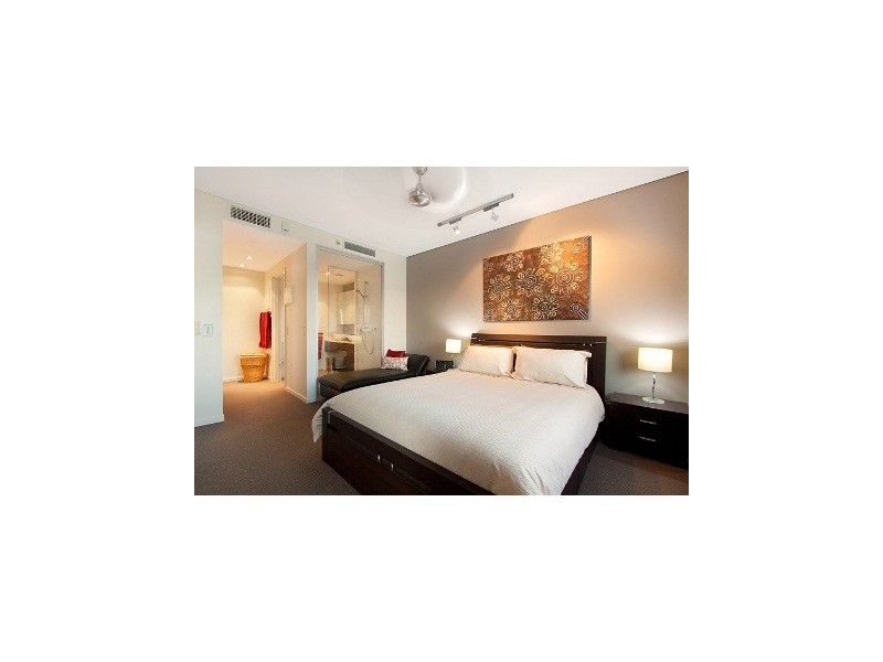 320/19 Kitchener Drive, Darwin NT 0800