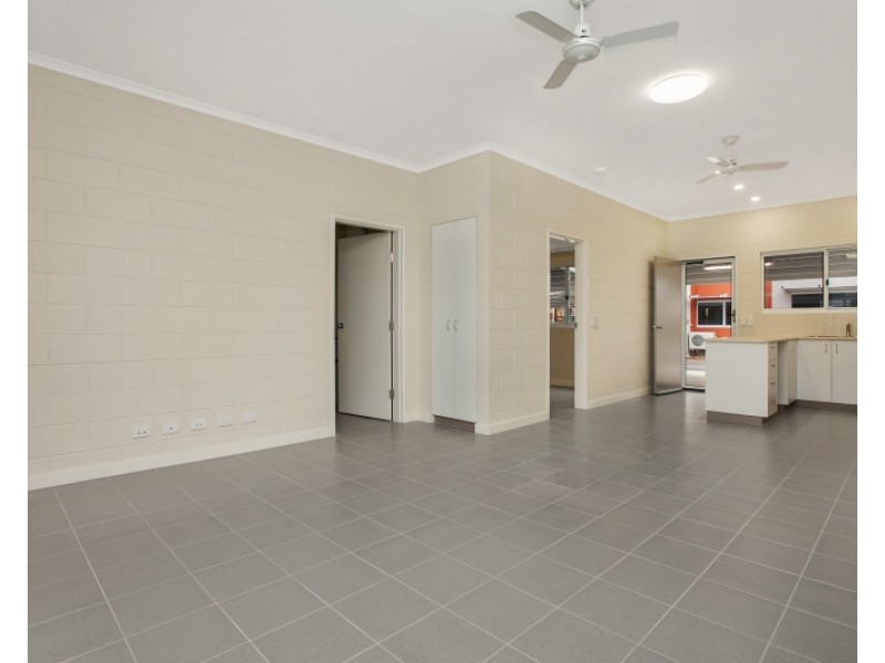 2 Bedroom 89 and 100 Farrar Boulevard, Farrar NT 0830