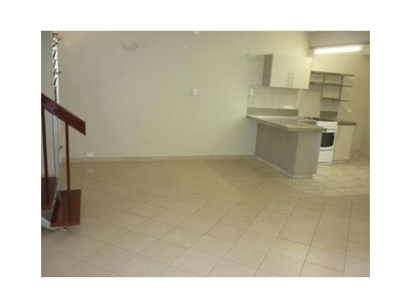 8/1 Frith Court, Malak NT 0812