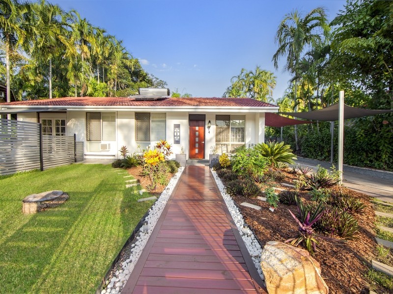 4 Samson Court, Malak NT 0812