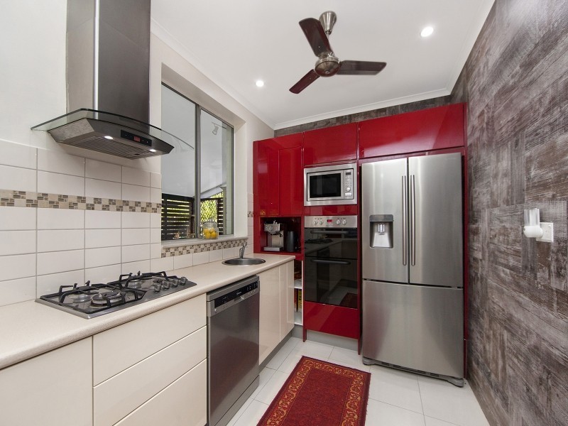 4 Samson Court, Malak NT 0812