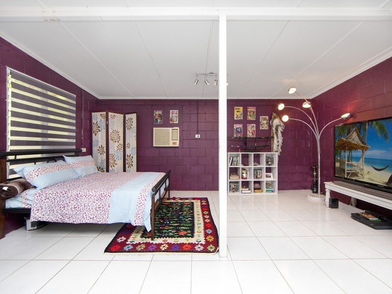 4 Samson Court, Malak NT 0812