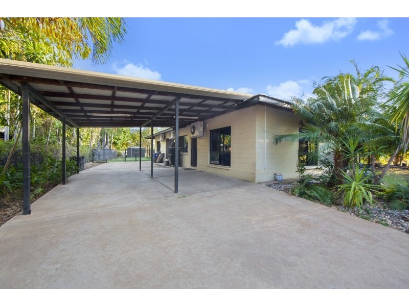 14 Hutchison Terrace, Bakewell NT 0832
