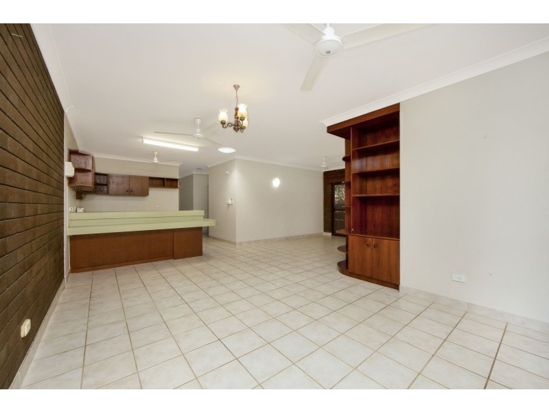 1/5 Hands Court, Malak NT 0812