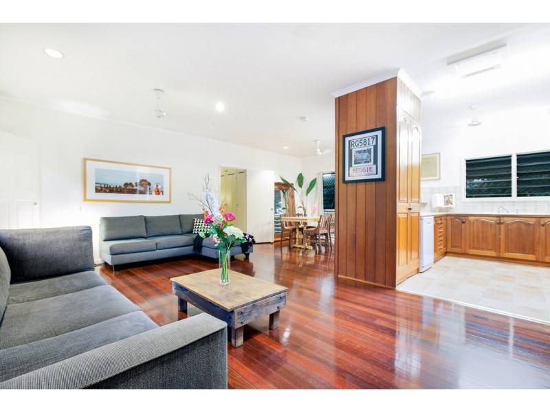 25 Lanyon Terrace, Moil NT 0810