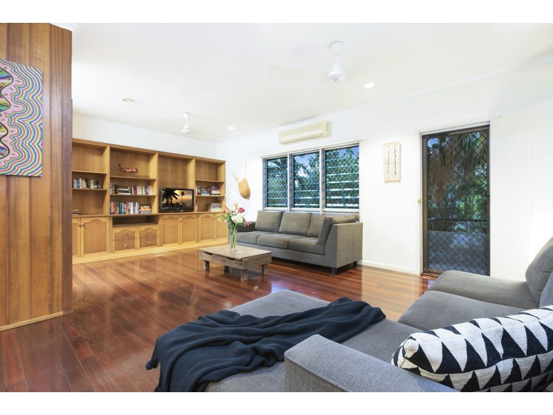 25 Lanyon Terrace, Moil NT 0810