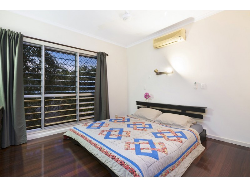 25 Lanyon Terrace, Moil NT 0810