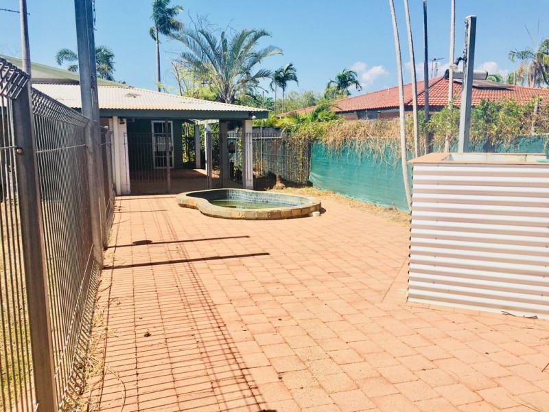 64 Rosewood Crescent, Leanyer NT 0812