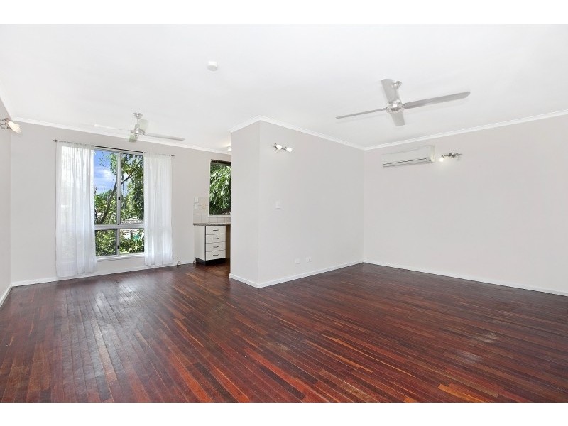 9 Fourcroy Street, Karama NT 0812