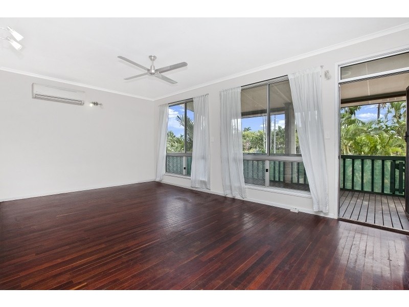 9 Fourcroy Street, Karama NT 0812