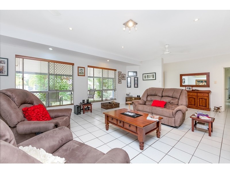 6 Hope Court, Leanyer NT 0812