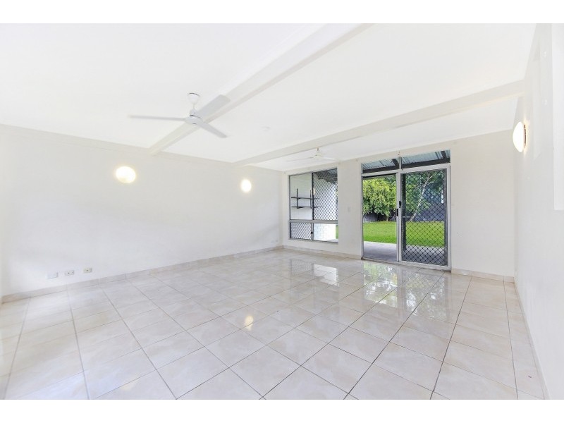 9 Tilston Avenue, Moulden NT 0830