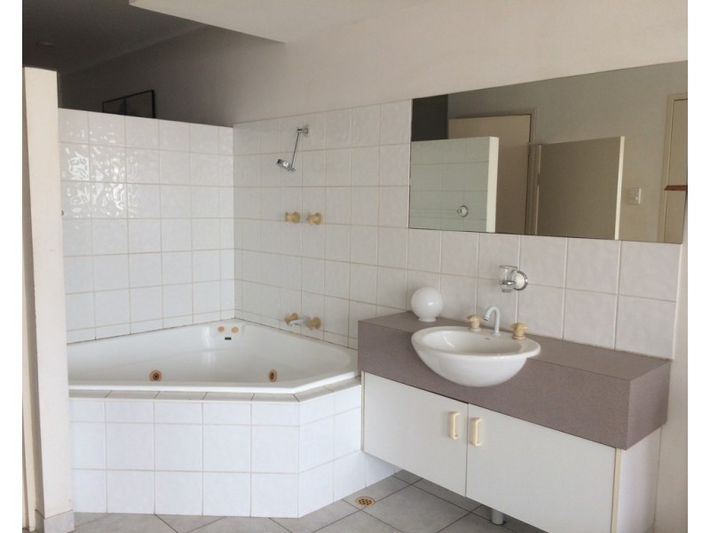 76/21 Cavenagh Street, Darwin City NT 0800