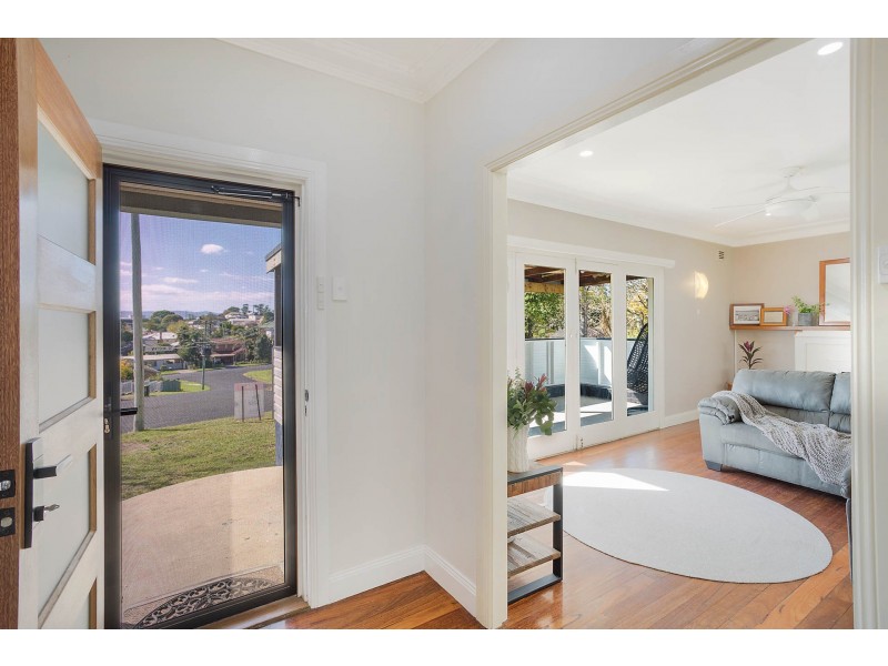 6 Stevenson St, Bega NSW 2550
