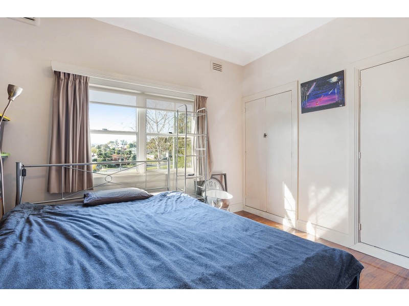 6 Stevenson St, Bega NSW 2550