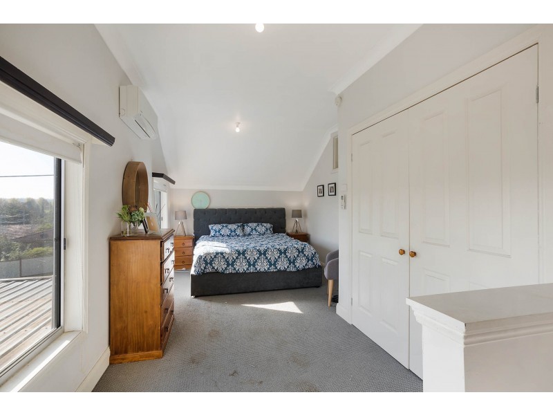 6 Stevenson St, Bega NSW 2550