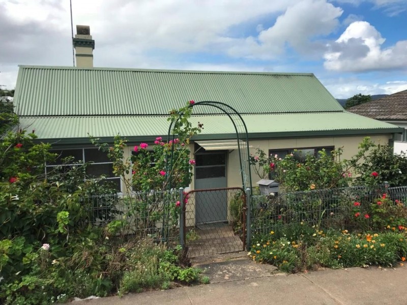 39 Carp St, Bega NSW 2550