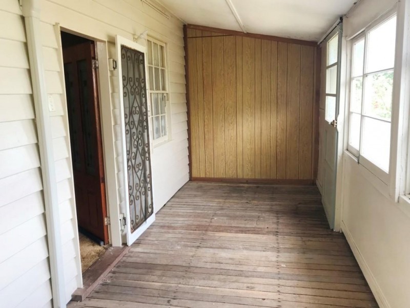 39 Carp St, Bega NSW 2550