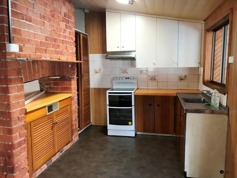 39 Carp St, Bega NSW 2550
