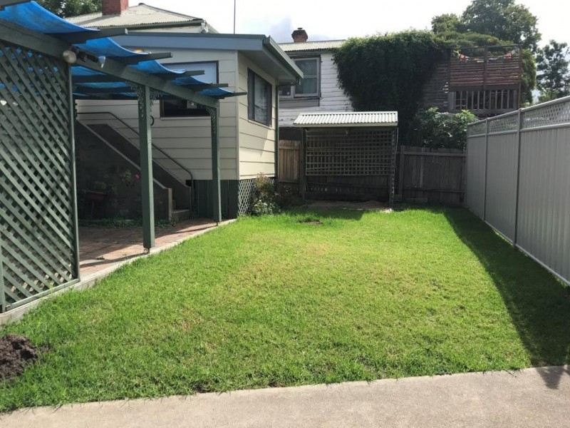 39 Carp St, Bega NSW 2550