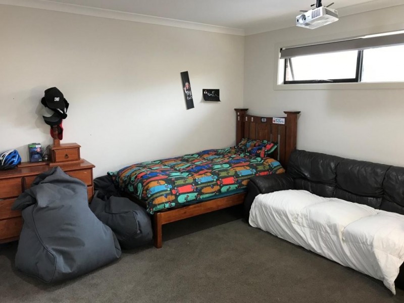 50 Glen Mia Dr, Bega NSW 2550