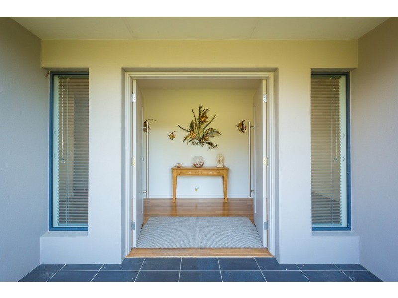 21 Corridgeree Rd, Bega NSW 2550