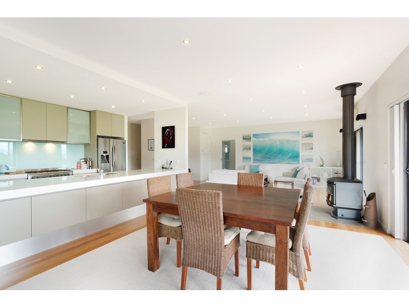 21 Corridgeree Rd, Bega NSW 2550