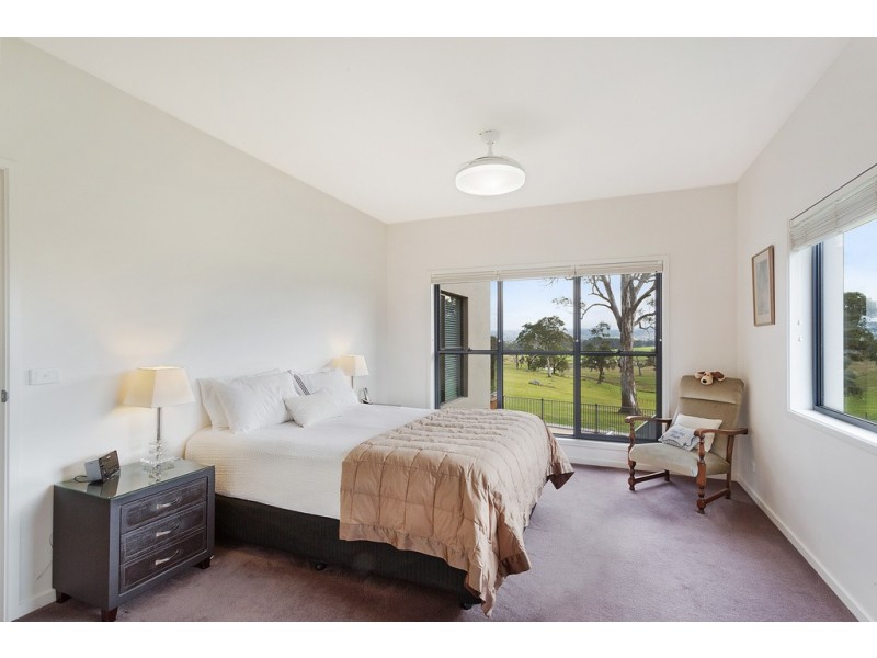 21 Corridgeree Rd, Bega NSW 2550