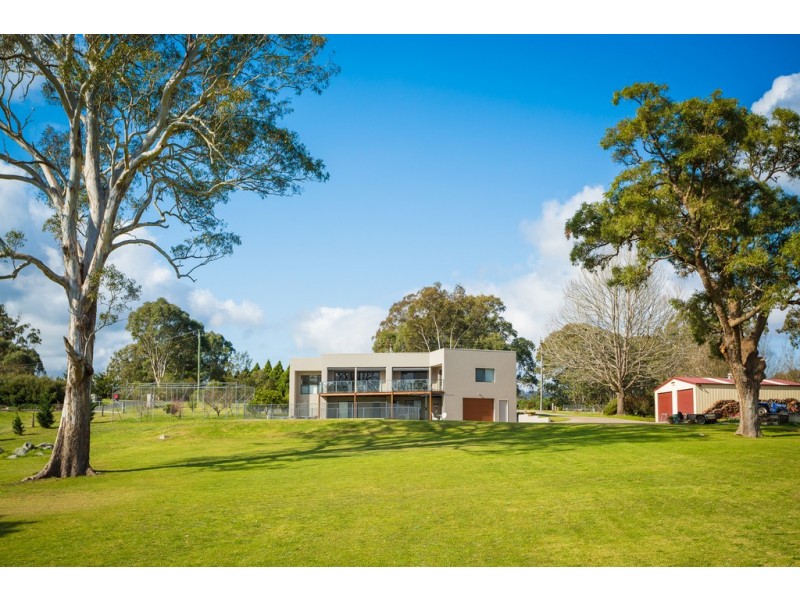 21 Corridgeree Rd, Bega NSW 2550