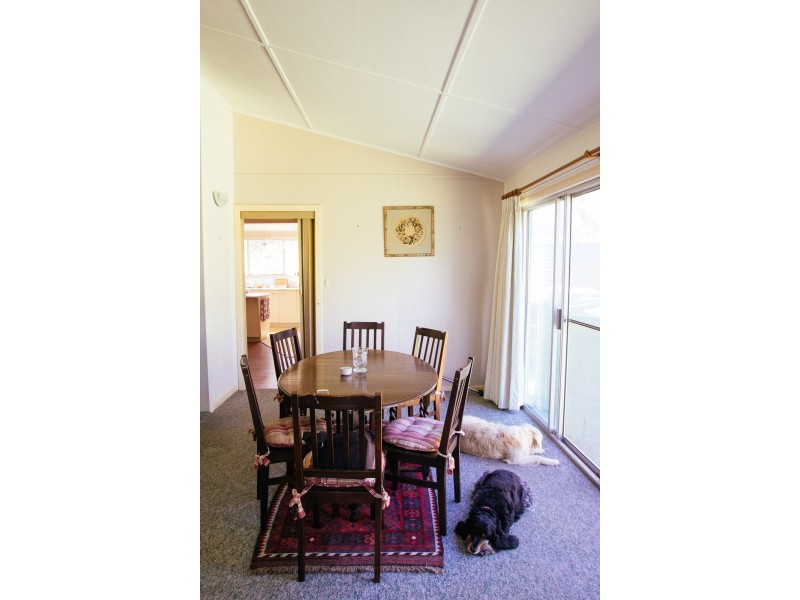 3-5 Avernus St, Cobargo NSW 2550