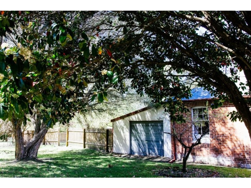 3-5 Avernus St, Cobargo NSW 2550