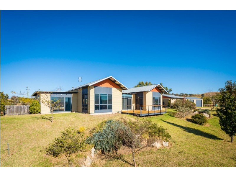252 Kemps Lane, Kameruka NSW 2550
