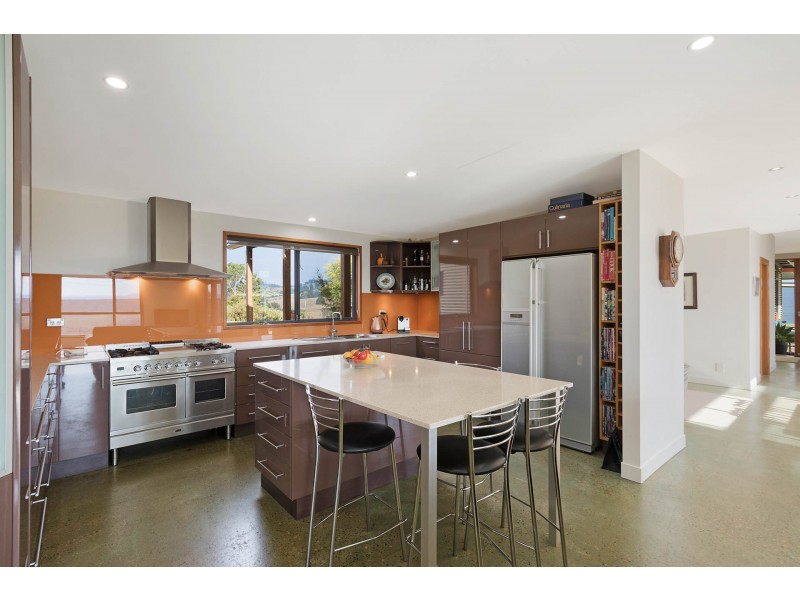 252 Kemps Lane, Kameruka NSW 2550