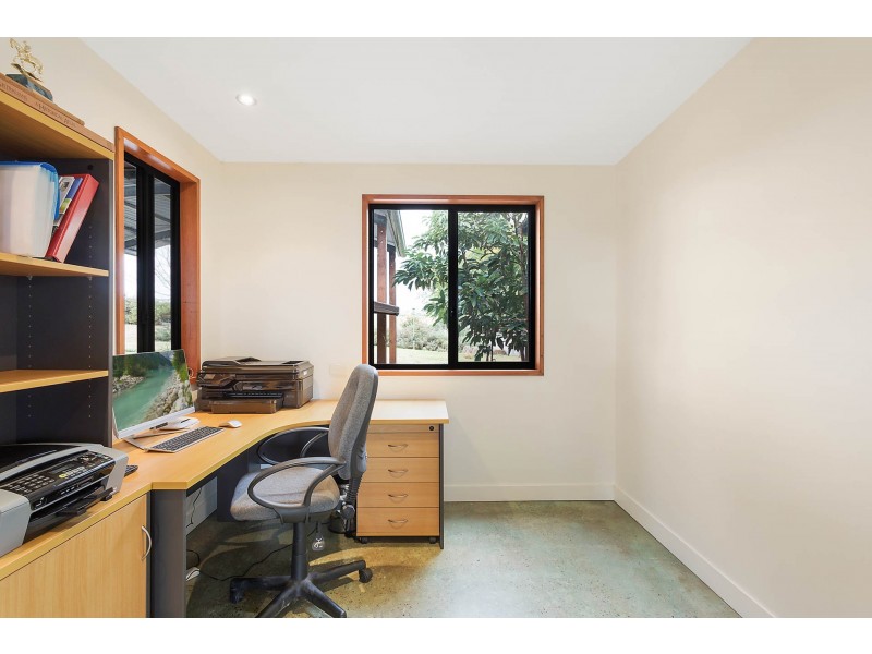 252 Kemps Lane, Kameruka NSW 2550