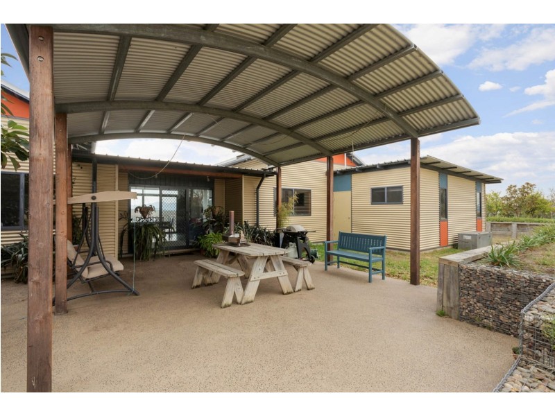 252 Kemps Lane, Kameruka NSW 2550