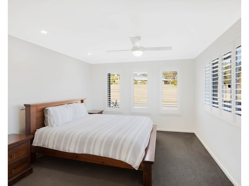 76 Glen Mia Drive, Bega NSW 2550